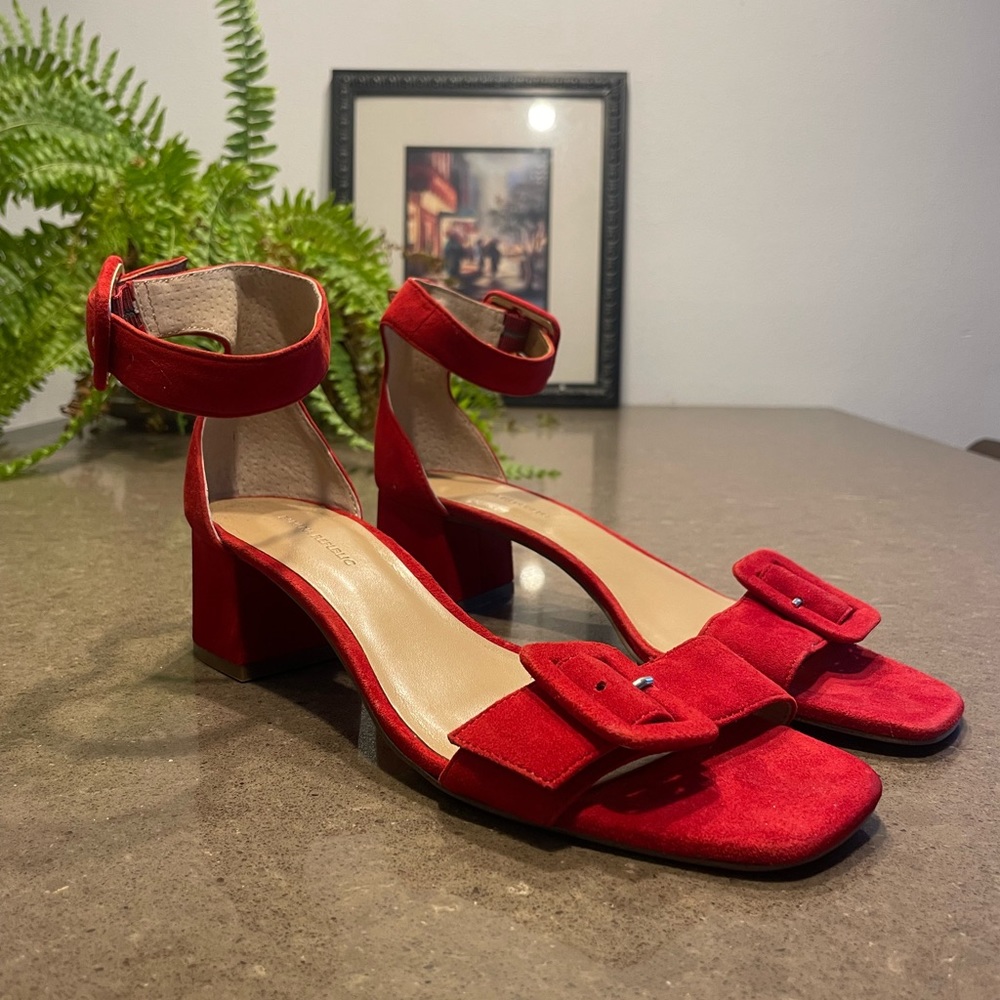 Banana Republic red heels